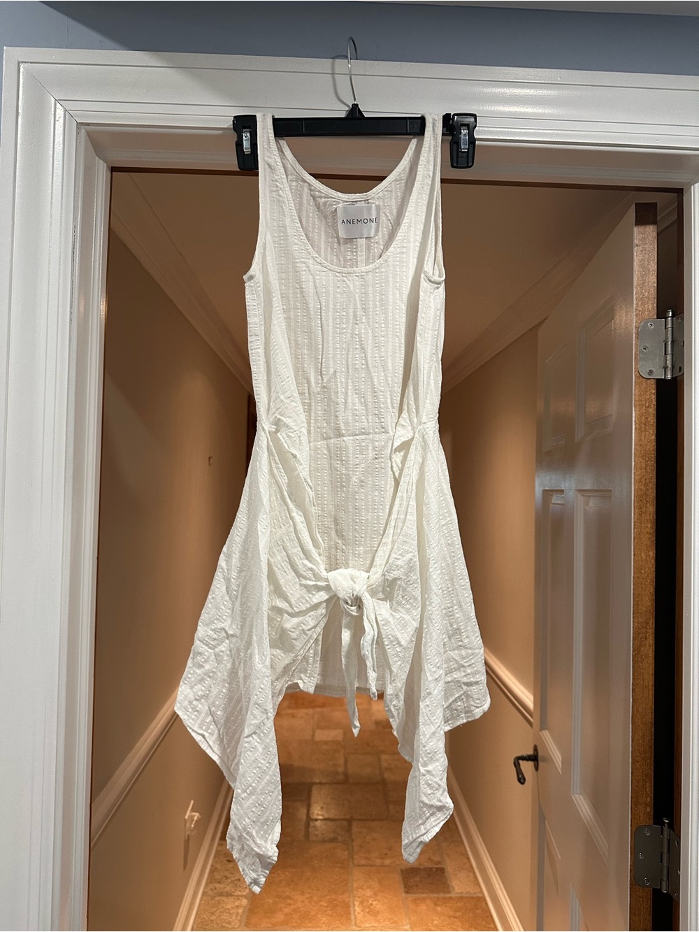 Anemone White Sleeveless Tie-Front Handkerchief Hem Coverup